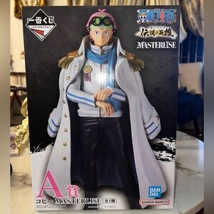 Onepiece Masterlise Sculpture - White and Blue